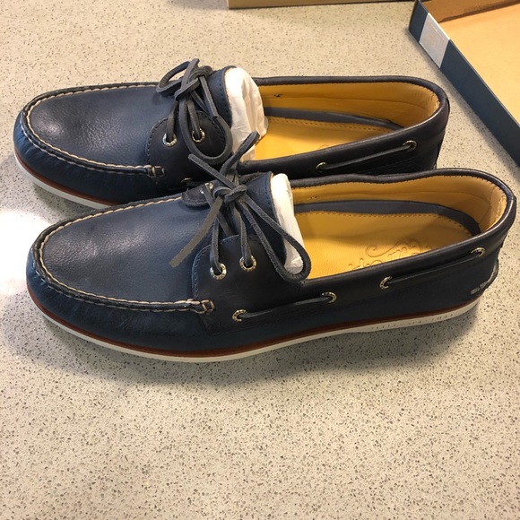 sperry gold cup sizing